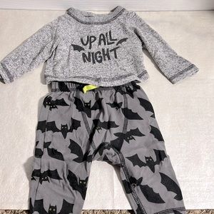 ⭐️2/$6 sale - Newborn Halloween set